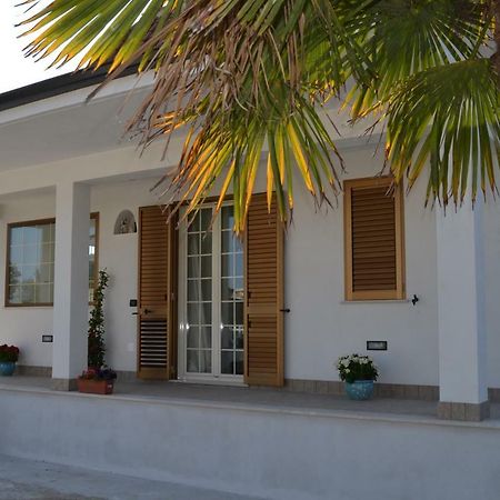 Guesthouse Holiday Formia Beach Buitenkant foto